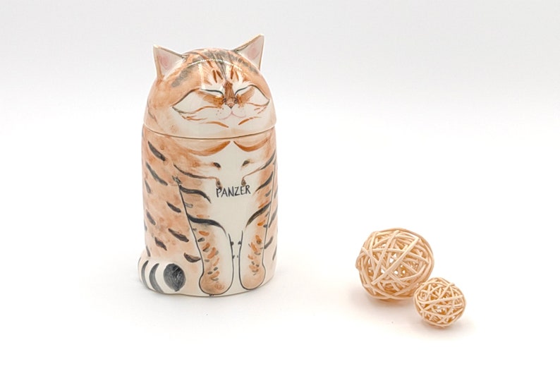 Handmade Ceramic Cat Urns – Pet Memorial Jars, Customizable | A Unique Tribute to Your Beloved Pet