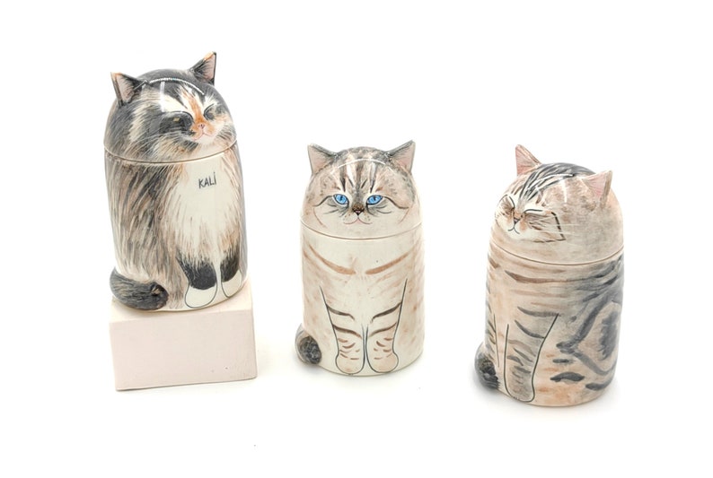 Handmade Ceramic Cat Urns – Pet Memorial Jars, Customizable | A Unique Tribute to Your Beloved Pet