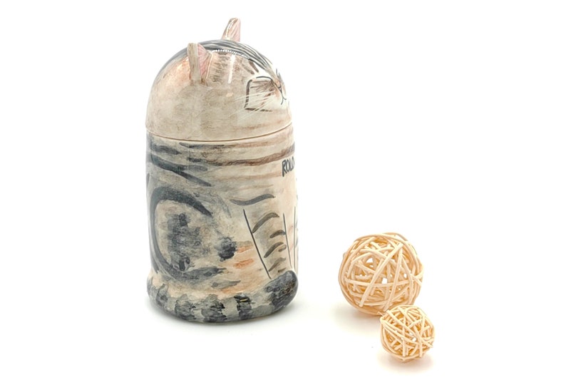 Handmade Ceramic Cat Urns – Pet Memorial Jars, Customizable | A Unique Tribute to Your Beloved Pet