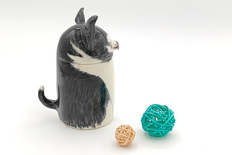 Handmade Ceramic Personalized Dog Urn – Customizable Pet Memorial Jar | A unique tribute to your beloved pet